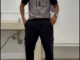 游泳课前撸管实录 chinese gay man porn peep